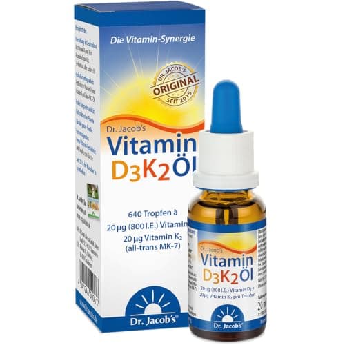 Dr. Jacob's Vitamin D3K2 Öl, braune Pipettenflasche neben blau-weißer Faltschachtel, weißer Hintergrund